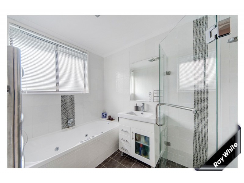 16 Rossarden Street, Fisher ACT 2611