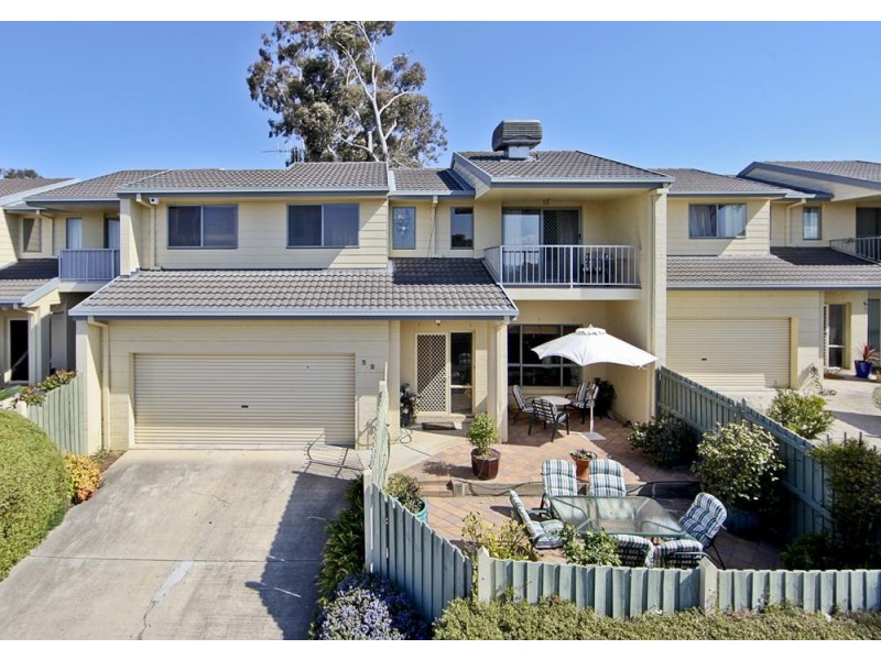 32/131 Britten Jones Drive, Holt ACT 2615