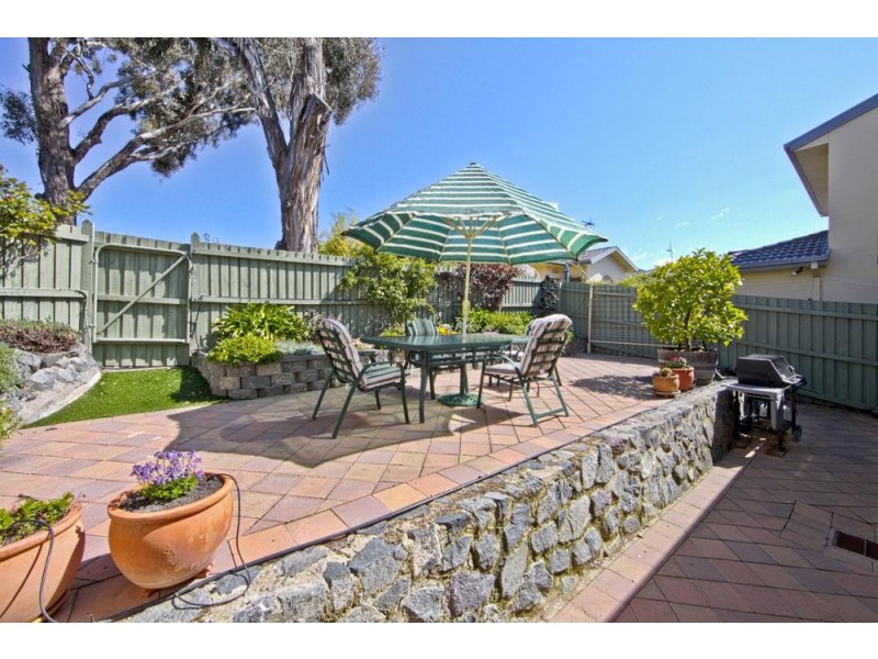 32/131 Britten Jones Drive, Holt ACT 2615