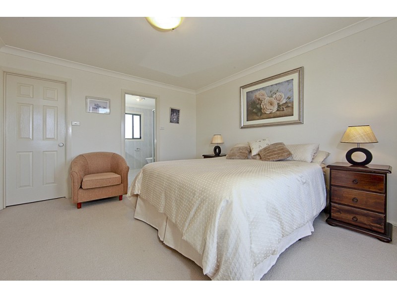 32/131 Britten Jones Drive, Holt ACT 2615