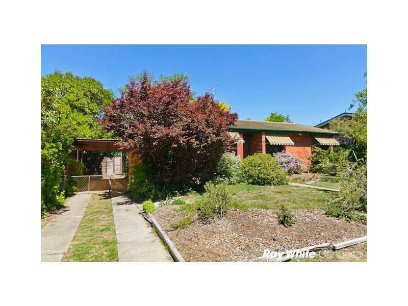 11 Pullen Street, Narrabundah ACT 2604