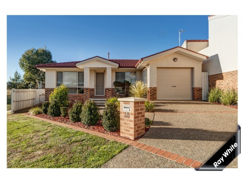 18 Larkin Close, Gordon ACT 2906