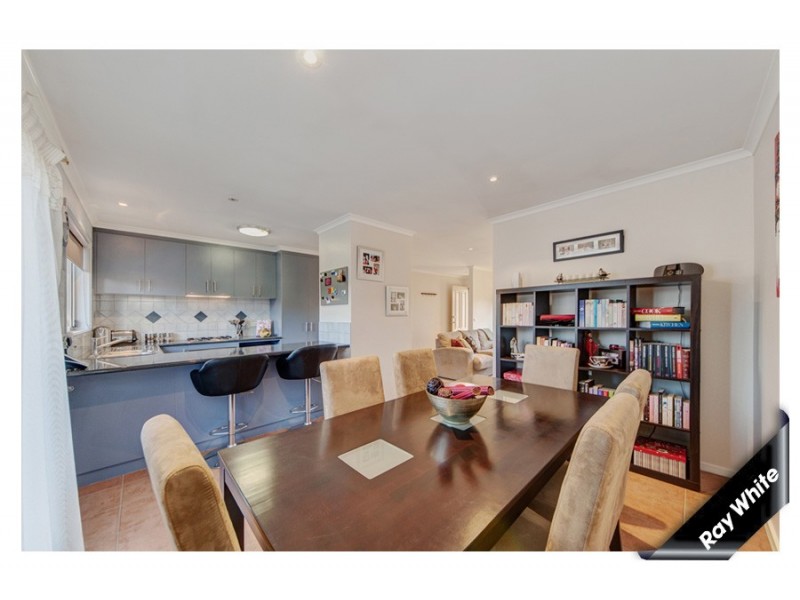 18 Larkin Close, Gordon ACT 2906