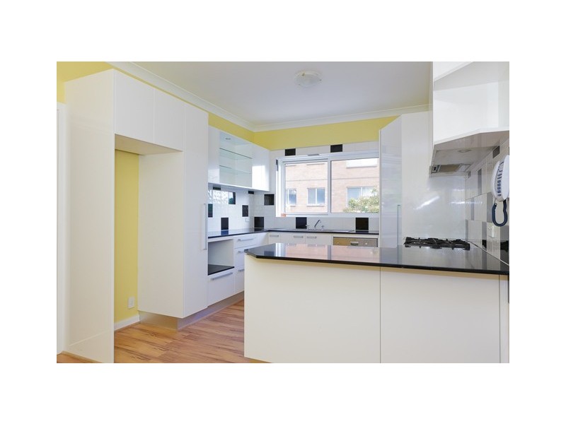 17 Crest Road, Crestwood NSW 2620