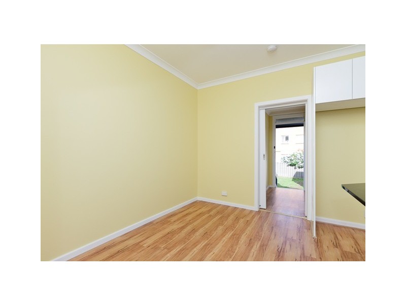 17 Crest Road, Crestwood NSW 2620