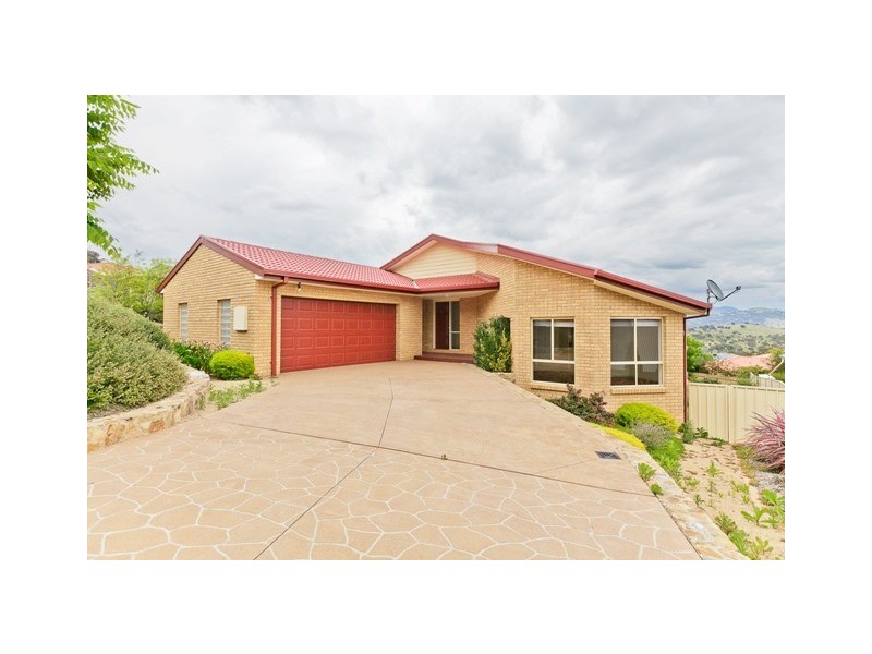 14 Cookson Place, Banks ACT 2906