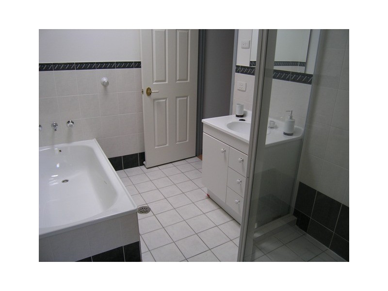 1b Lawlor Place, Gordon ACT 2906