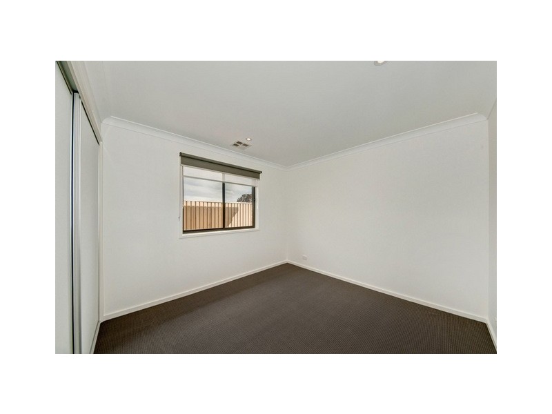 15 Macandie Street, Casey ACT 2913