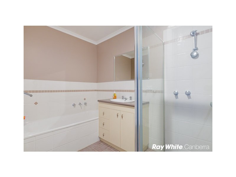 10/6 Kettlewell Crescent, Banks ACT 2906