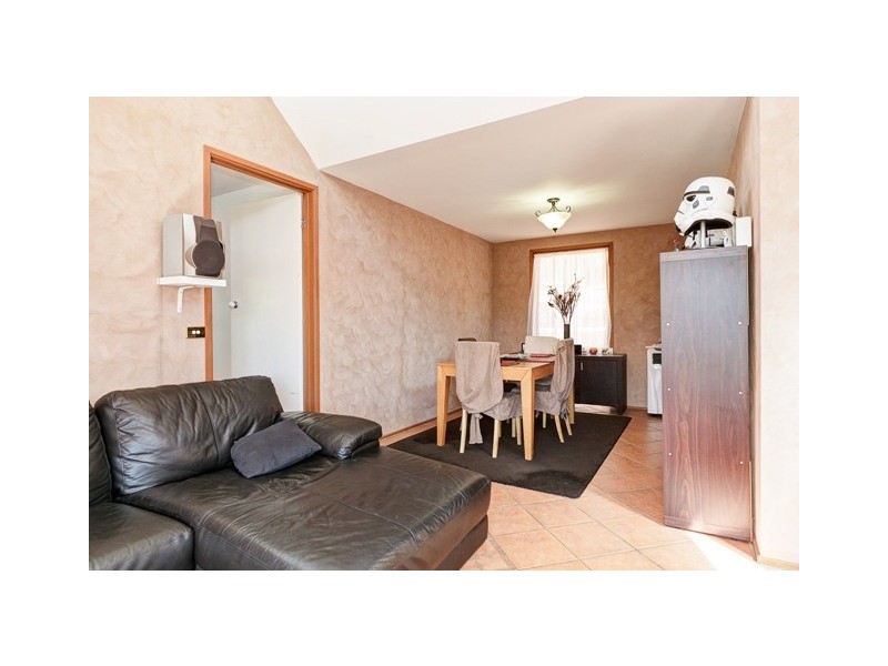 18 Menzies Court, Banks ACT 2906