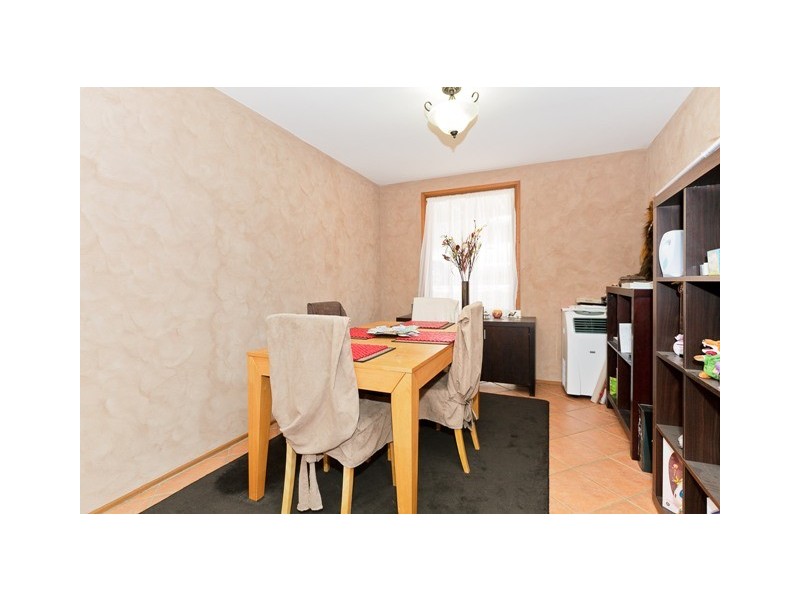 18 Menzies Court, Banks ACT 2906