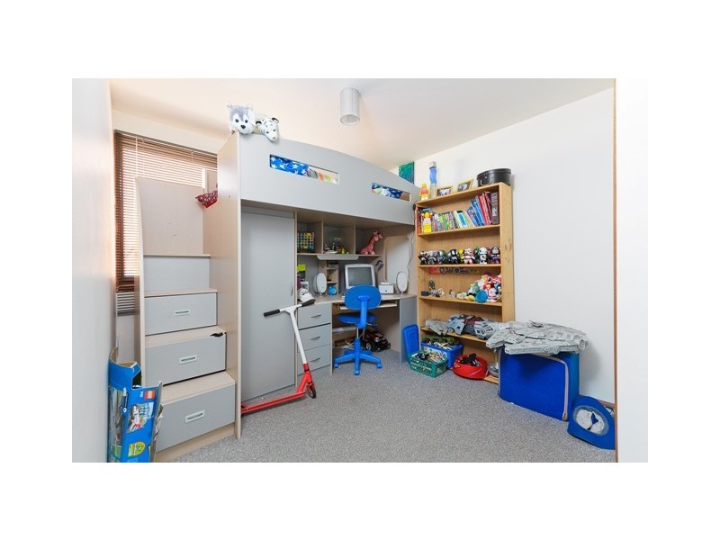 18 Menzies Court, Banks ACT 2906