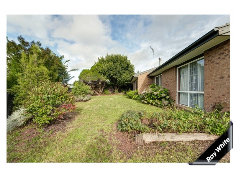 24 Beaufort Retreat, Gordon ACT 2906