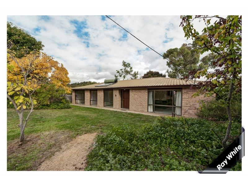 5 Annear Place, Fadden ACT 2904