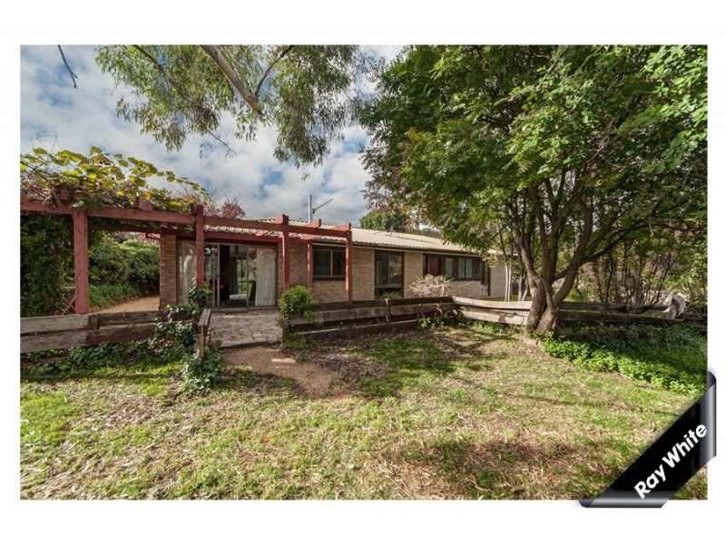 5 Annear Place, Fadden ACT 2904