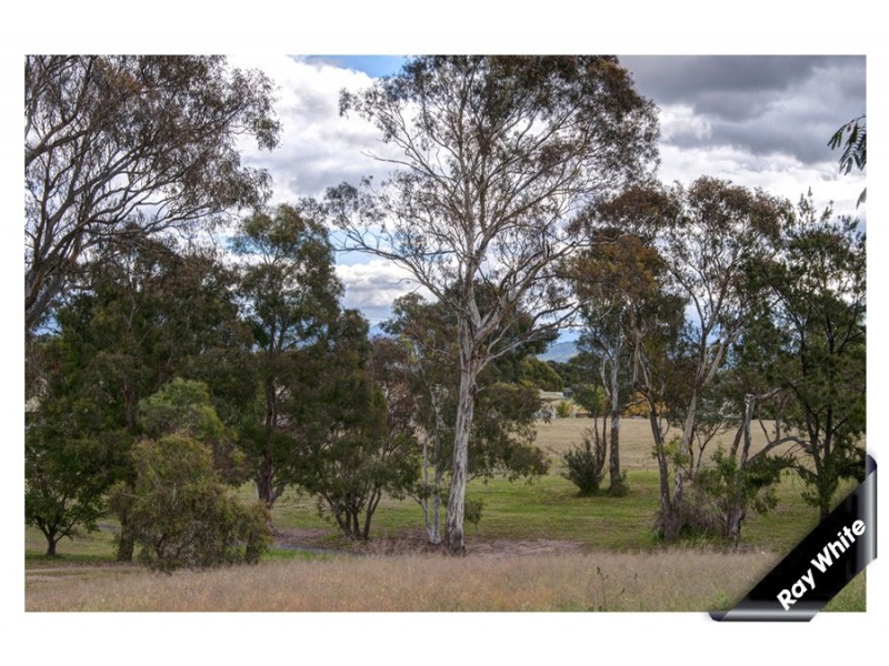 5 Annear Place, Fadden ACT 2904