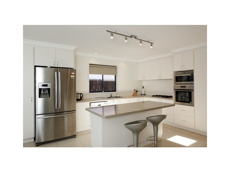 17 Ruth Bedford Street, Franklin ACT 2913