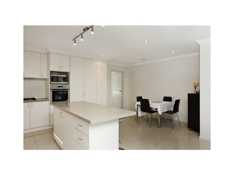 17 Ruth Bedford Street, Franklin ACT 2913