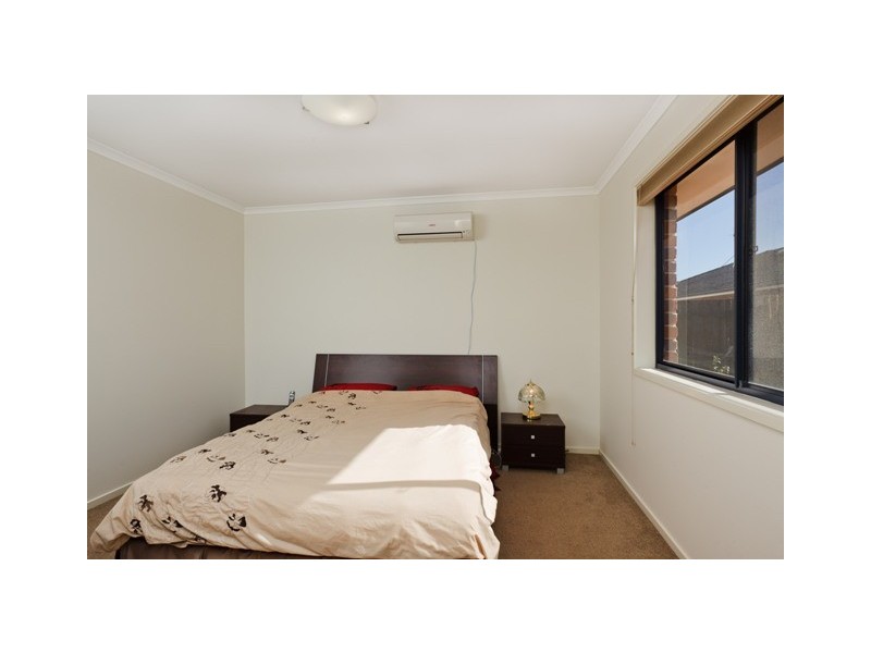 17 Ruth Bedford Street, Franklin ACT 2913