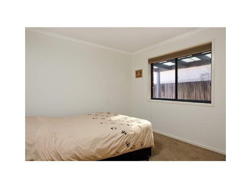 17 Ruth Bedford Street, Franklin ACT 2913