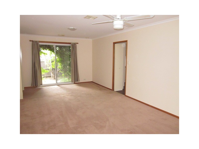 31 Lewis Luxton Avenue, Gordon ACT 2906
