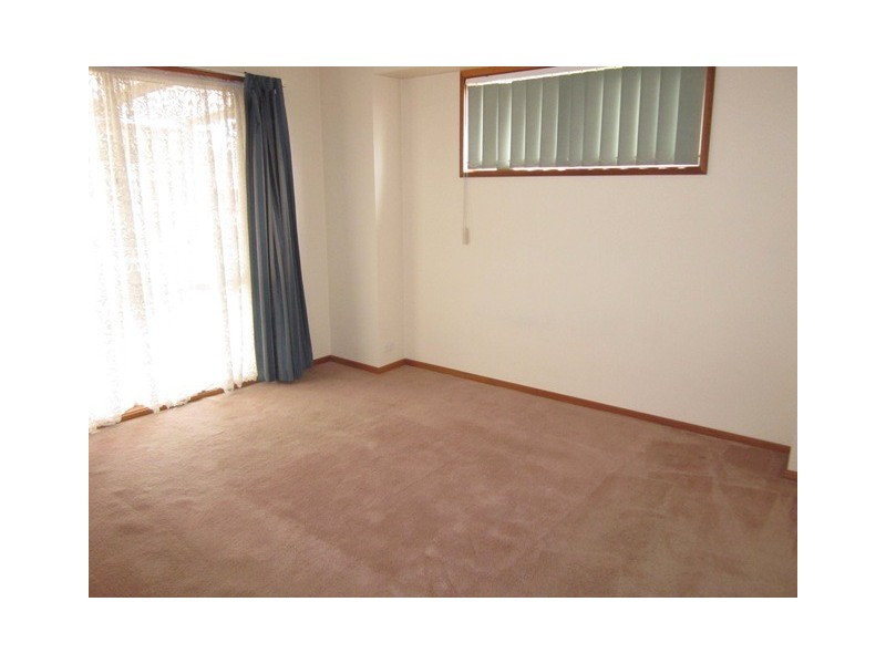 31 Lewis Luxton Avenue, Gordon ACT 2906
