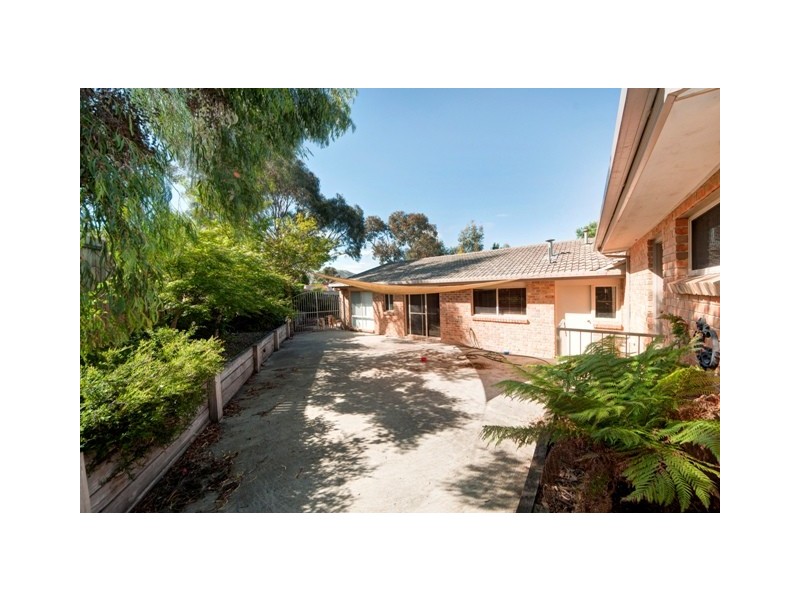 26 Jane Price Crescent, Conder ACT 2906