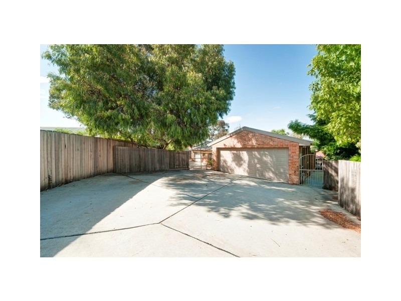 26 Jane Price Crescent, Conder ACT 2906