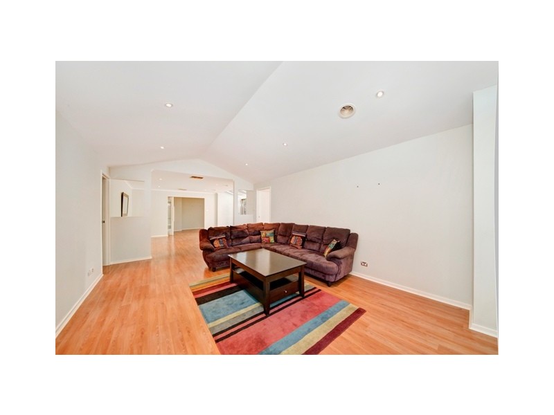 26 Jane Price Crescent, Conder ACT 2906