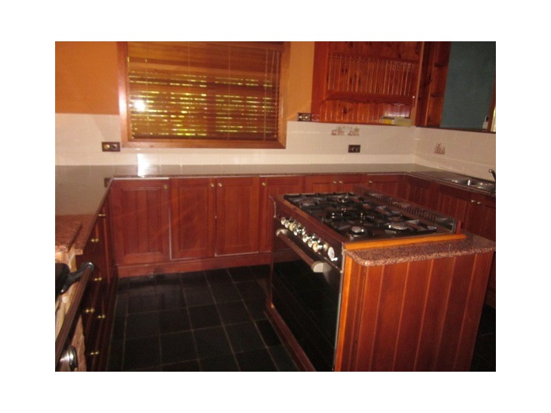 23 Saggers Close, Gordon ACT 2906