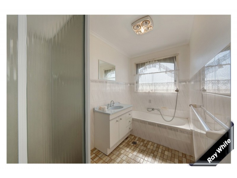 77 Denny Street, Latham ACT 2615