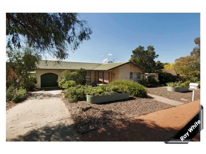 77 Denny Street, Latham ACT 2615