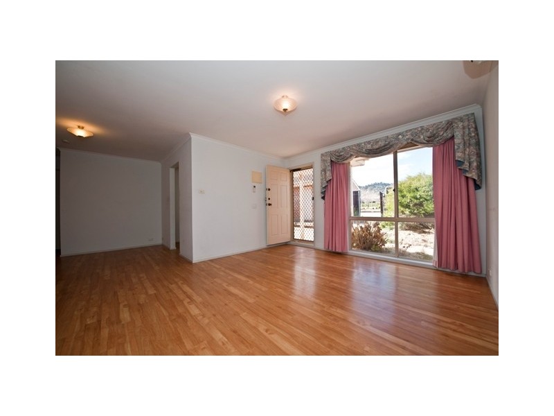 5/7 Nernst Place, Banks ACT 2906