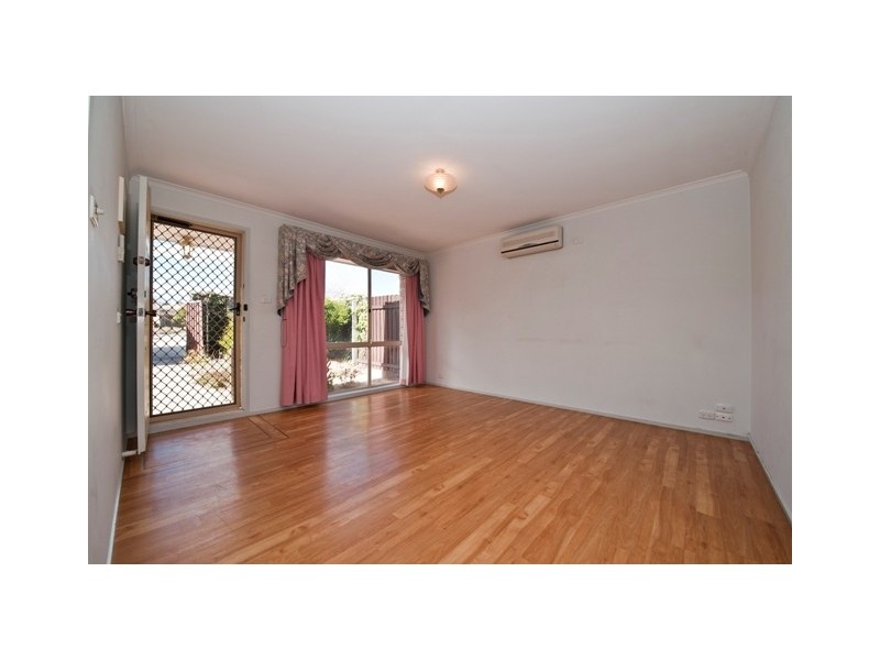 5/7 Nernst Place, Banks ACT 2906