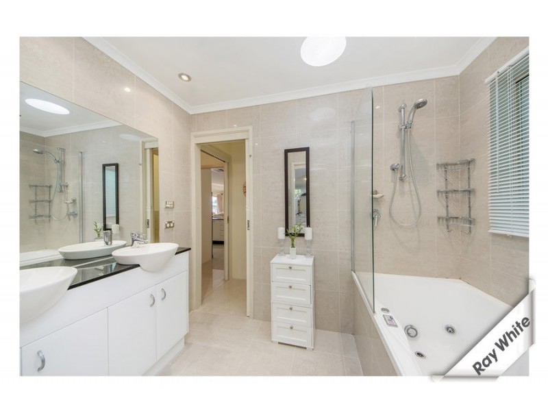 19 Lawlor Place, Gordon ACT 2906