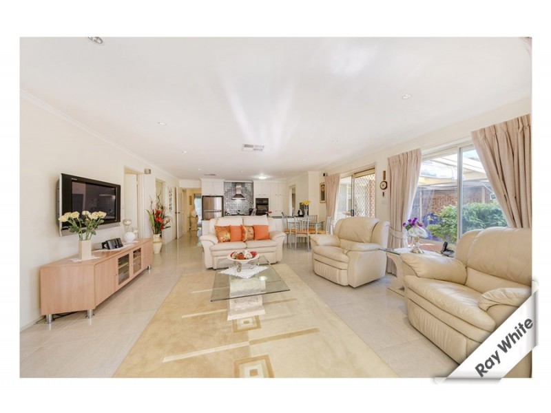 19 Lawlor Place, Gordon ACT 2906