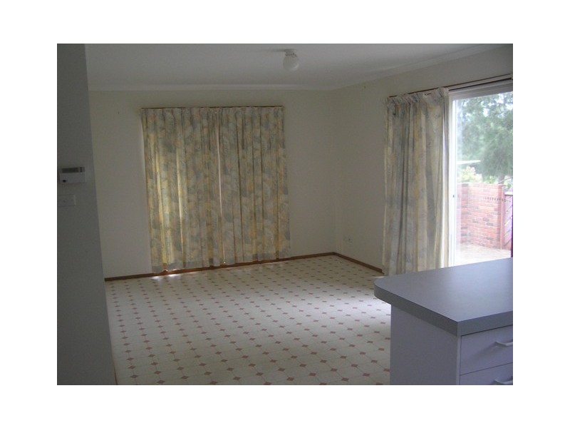 4/17 Delprat Circuit, Monash ACT 2904