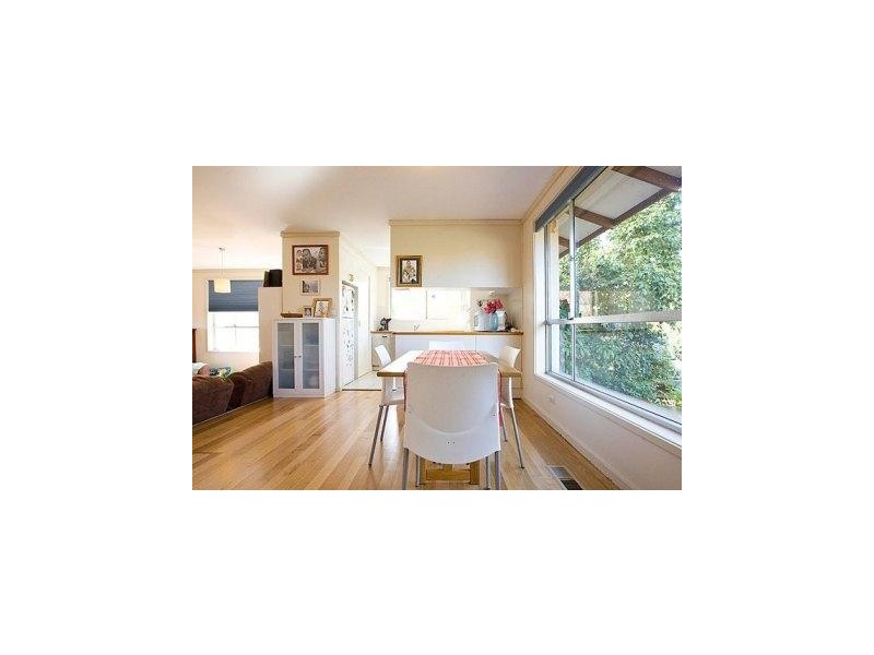 15 Tompson Street, Garran ACT 2605