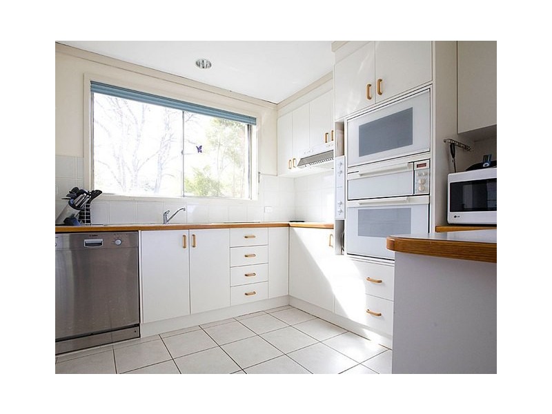 15 Tompson Street, Garran ACT 2605