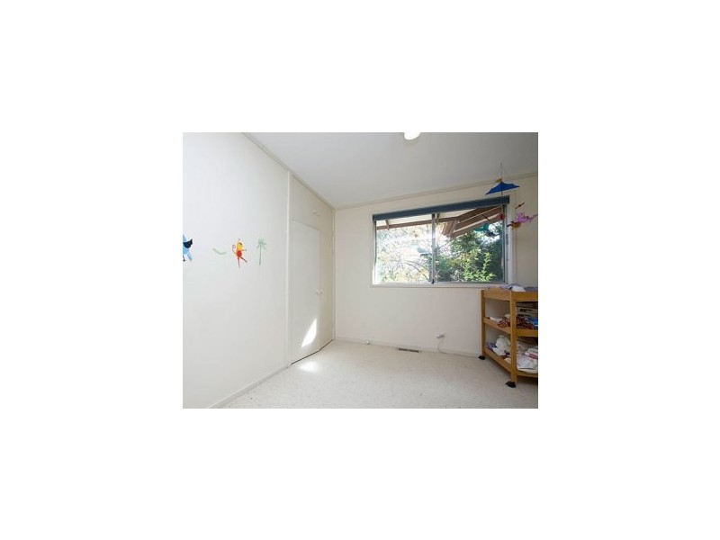 15 Tompson Street, Garran ACT 2605