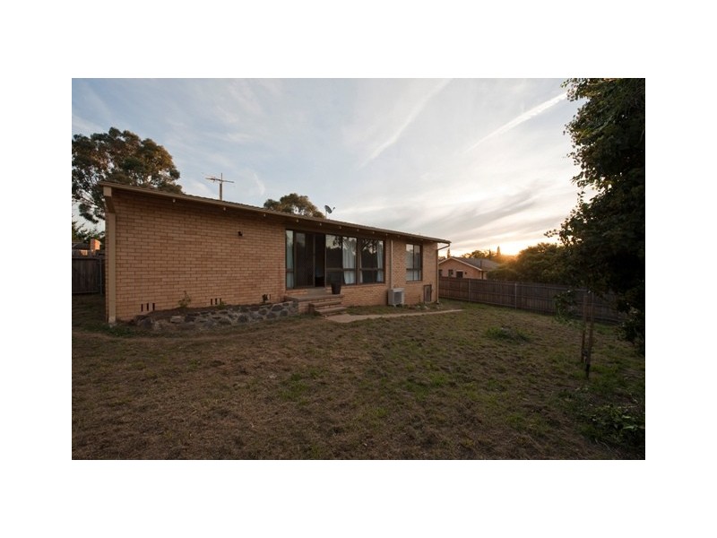 14 Garrad Court, Charnwood ACT 2615