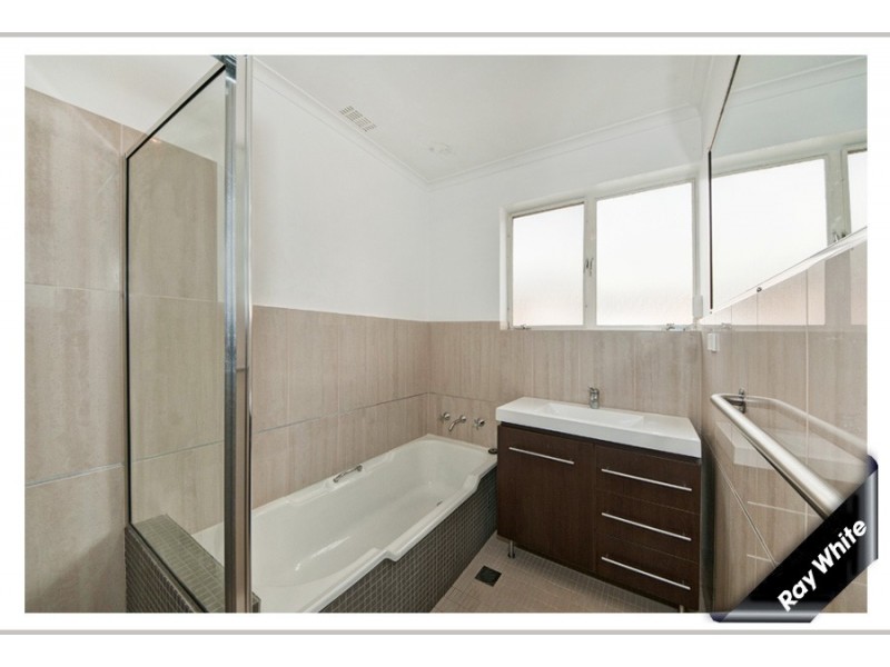 49a James Street, Curtin ACT 2605