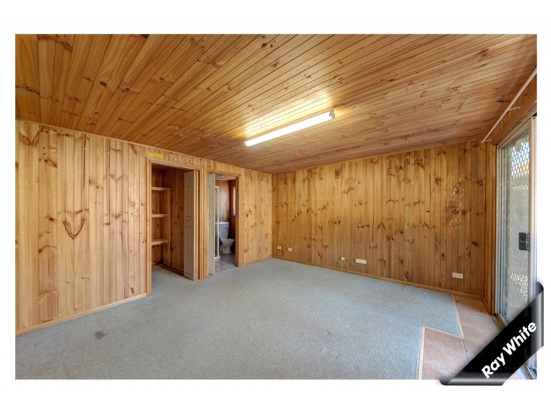 9 Wheelwright Cresent, Banks ACT 2906