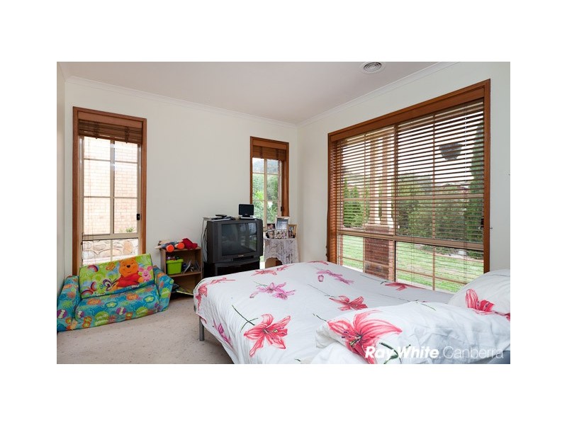 10 Whitford Place, Conder ACT 2906