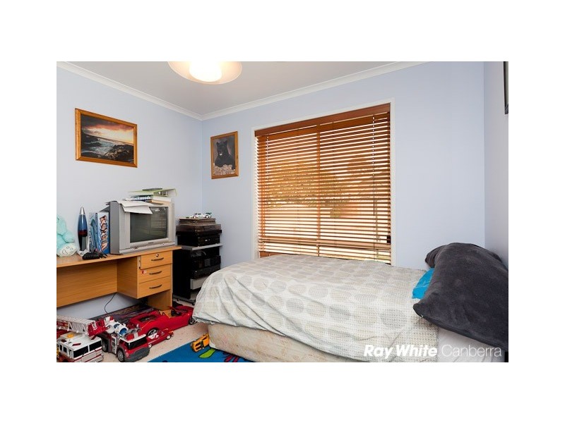 10 Whitford Place, Conder ACT 2906