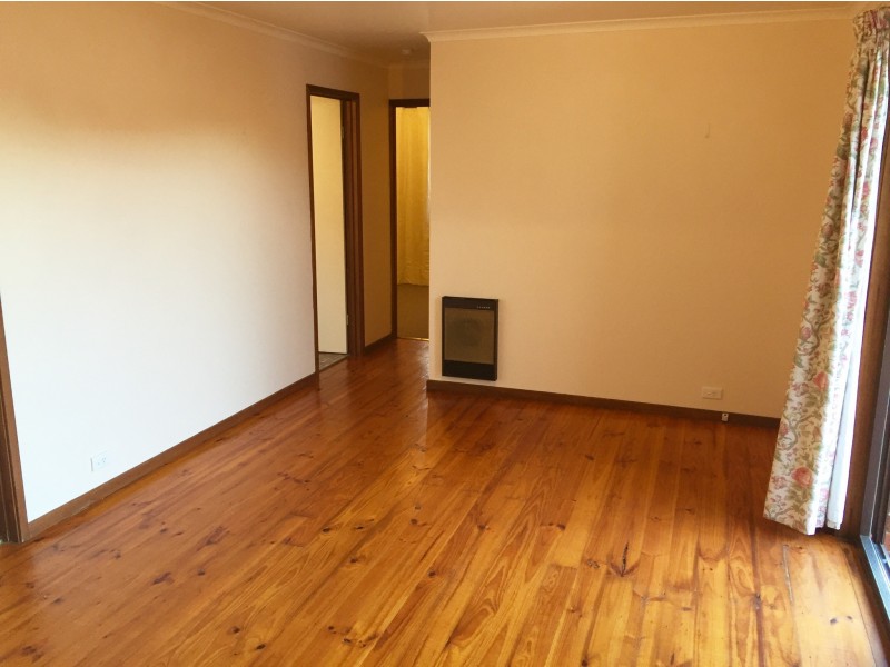 12 Veale Street, Monash ACT 2904