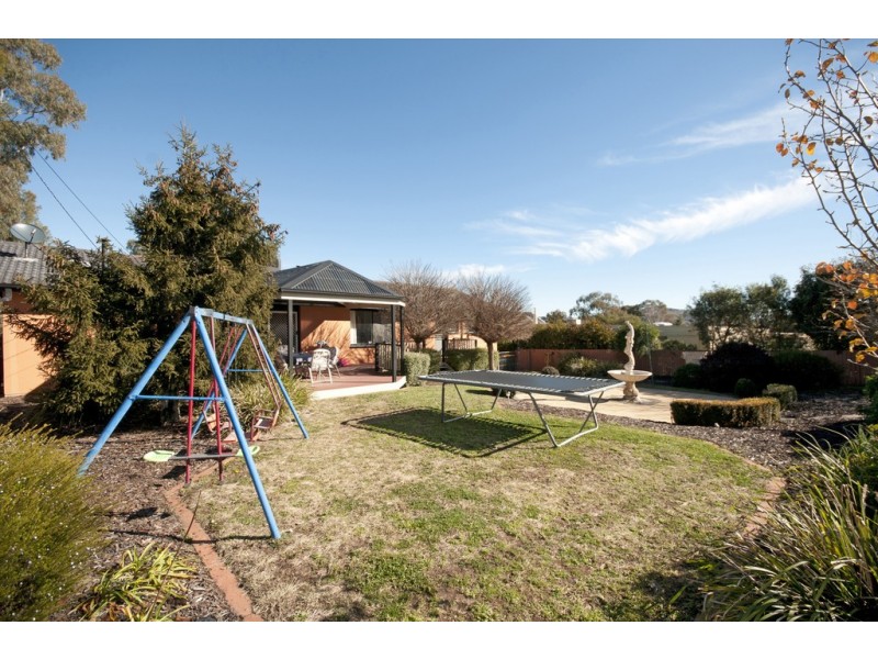 29 Hawkesbury Crescent, Farrer ACT 2607