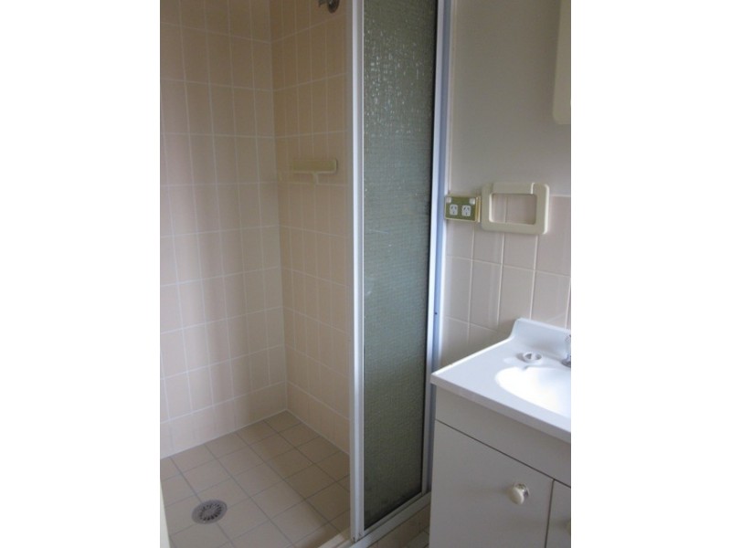 2/7 John Young Crescent, Greenway ACT 2900