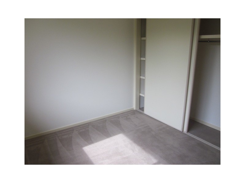 2/7 John Young Crescent, Greenway ACT 2900