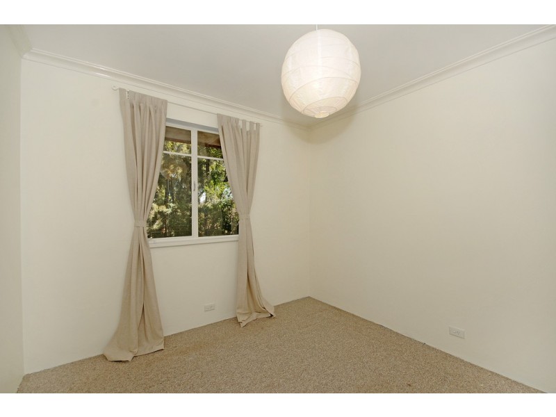 16/22 Mowatt Street, Queanbeyan East NSW 2620